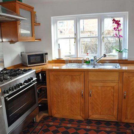 Beautiful Large Victorian Waterfront House Βίλα Μπρίστολ Εξωτερικό φωτογραφία