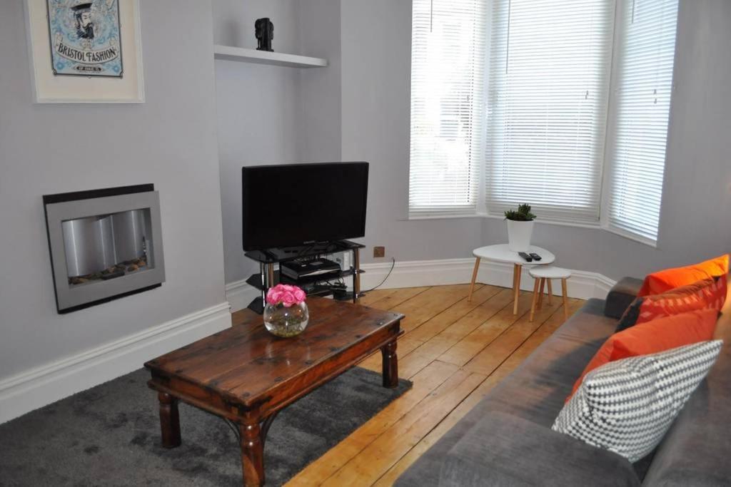 Beautiful Large Victorian Waterfront House Βίλα Μπρίστολ Εξωτερικό φωτογραφία